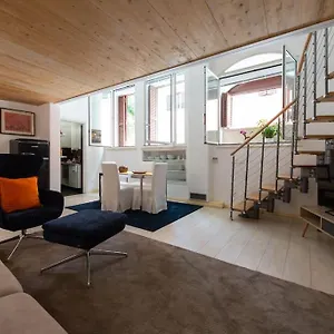 https://casa-bartolomeo-loft-in-trastevere.it-romehotels.com